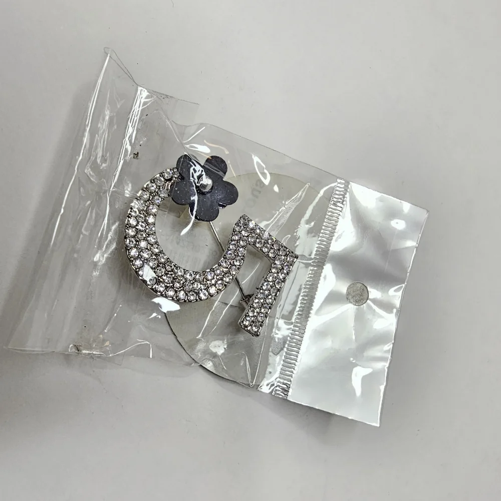 Silver Crystal Brooch NEW